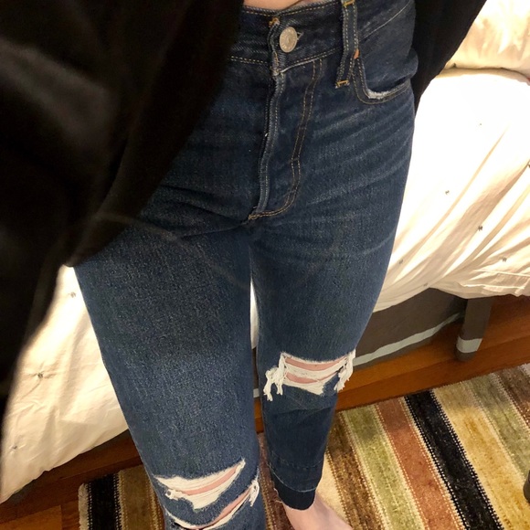 levi's 501 crop jean with rips
